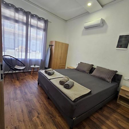 Beach Apartment B 네아 카르발리 외부 사진